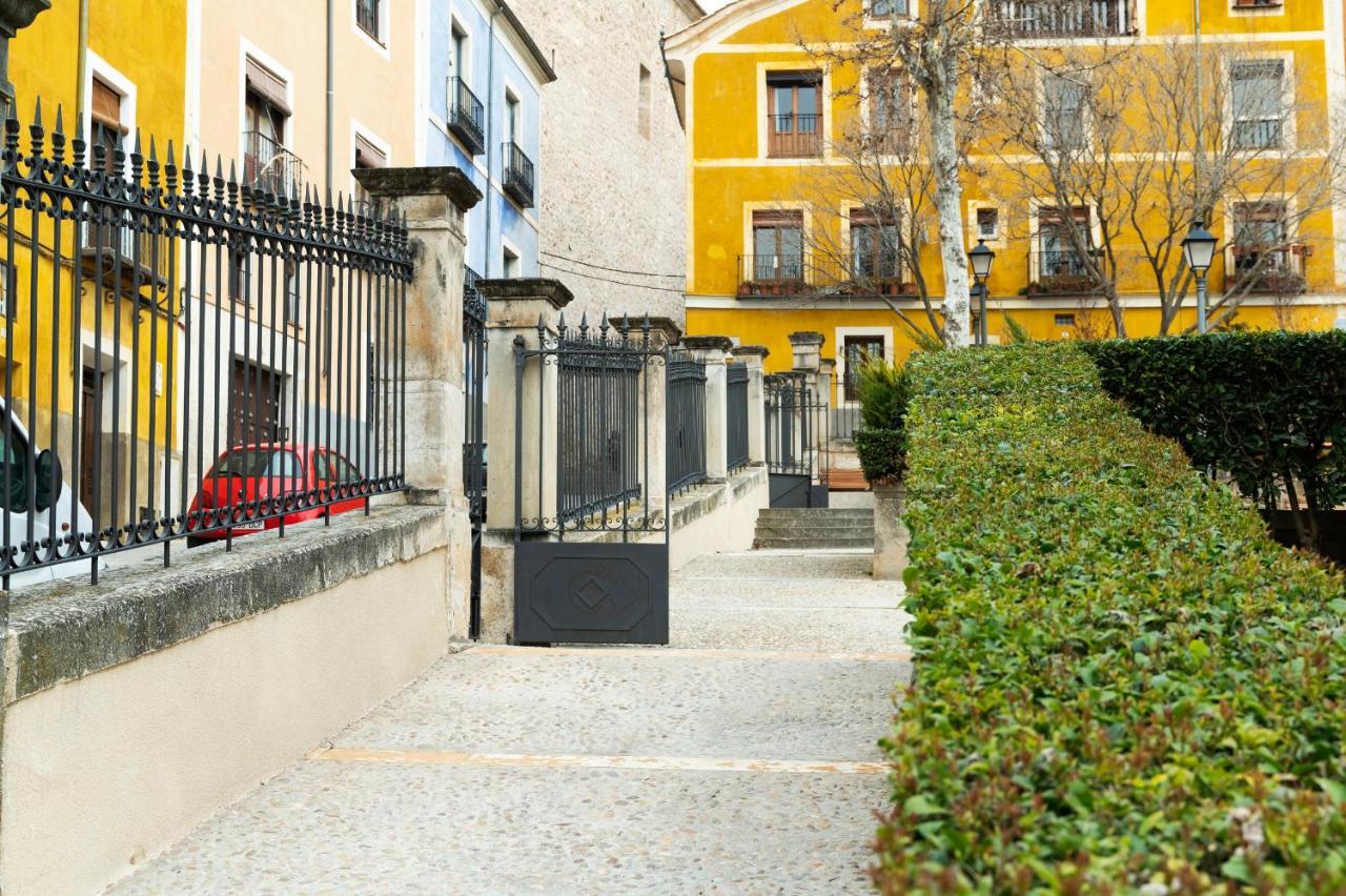 La Puerta Del Salvador Apartamento Casco Historico Cuenca  Ngoại thất bức ảnh